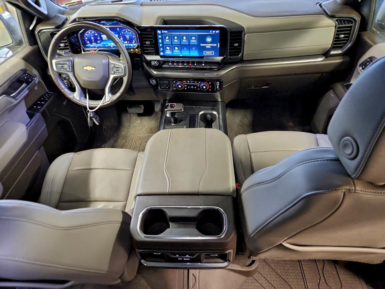 2024 CHEVROLET SILVERADO K1500 LTZ photo 8