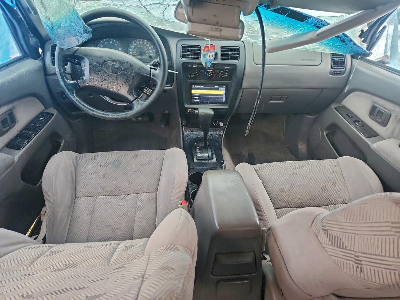 2001 TOYOTA 4RUNNER SR5 photo 8