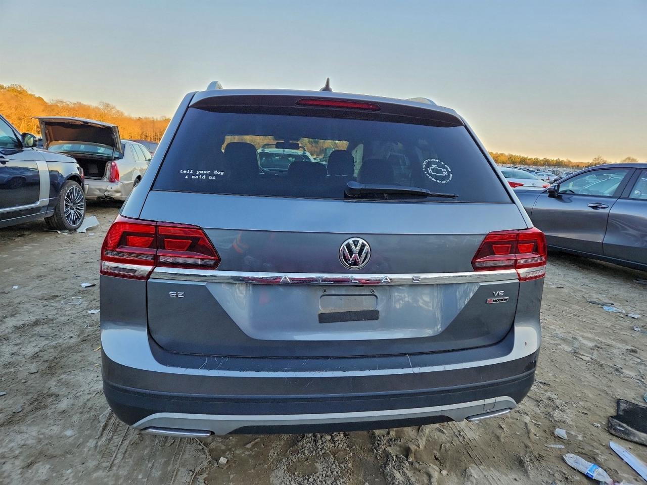 2018 VOLKSWAGEN ATLAS SE photo 11
