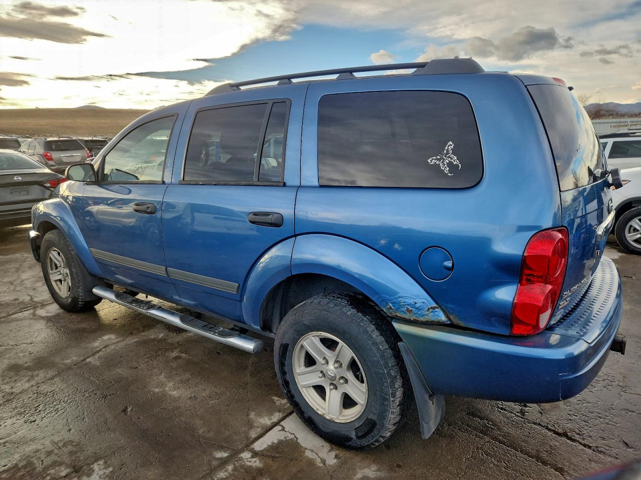 2006 DODGE DURANGO SLT photo 2