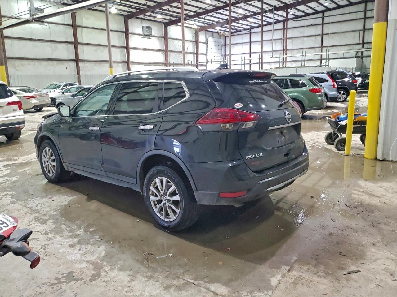 2020 NISSAN ROGUE S photo 2