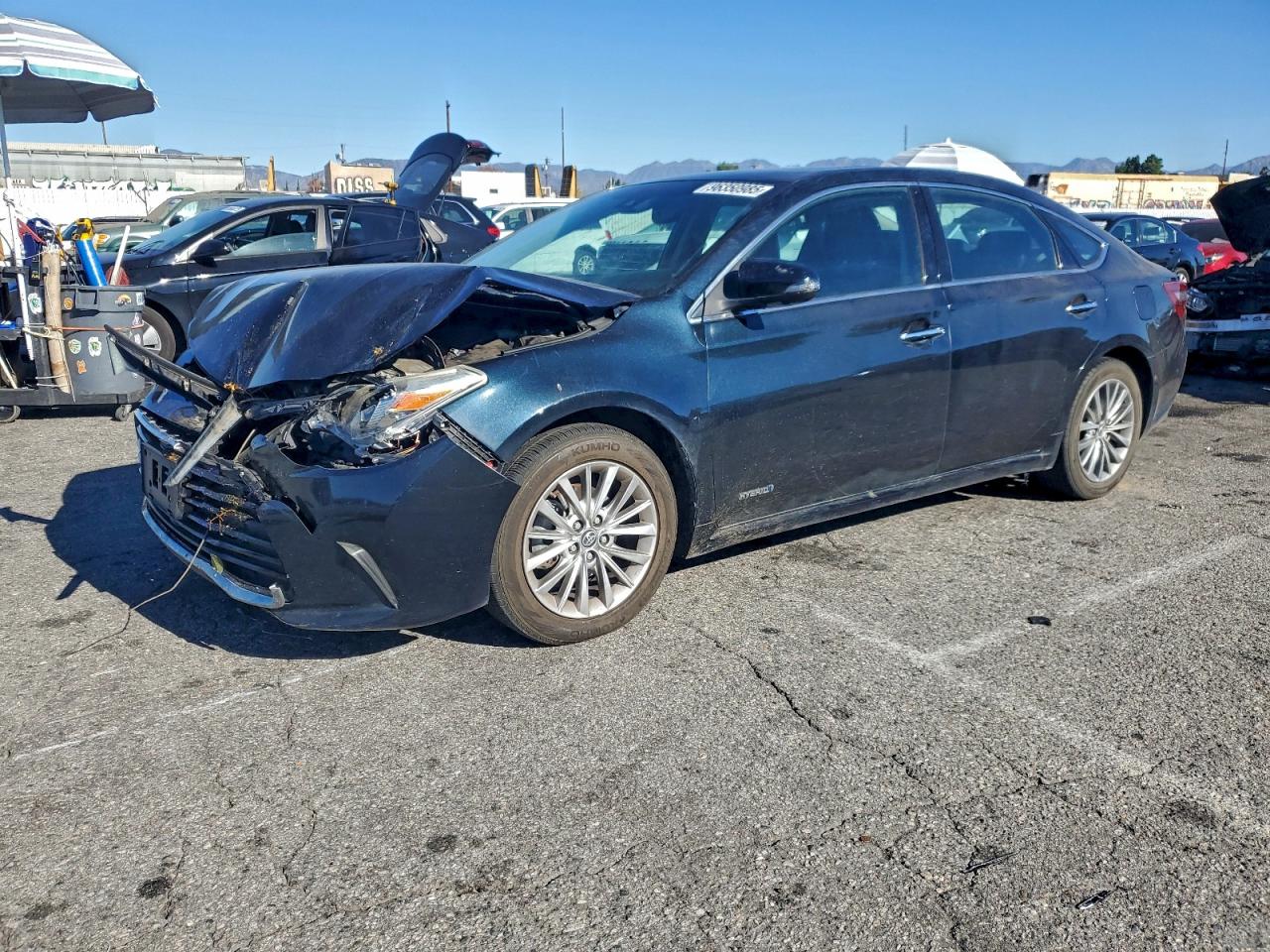 2016 TOYOTA AVALON