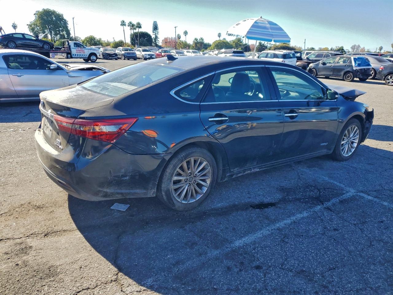 2016 TOYOTA AVALON HYBRID photo 3