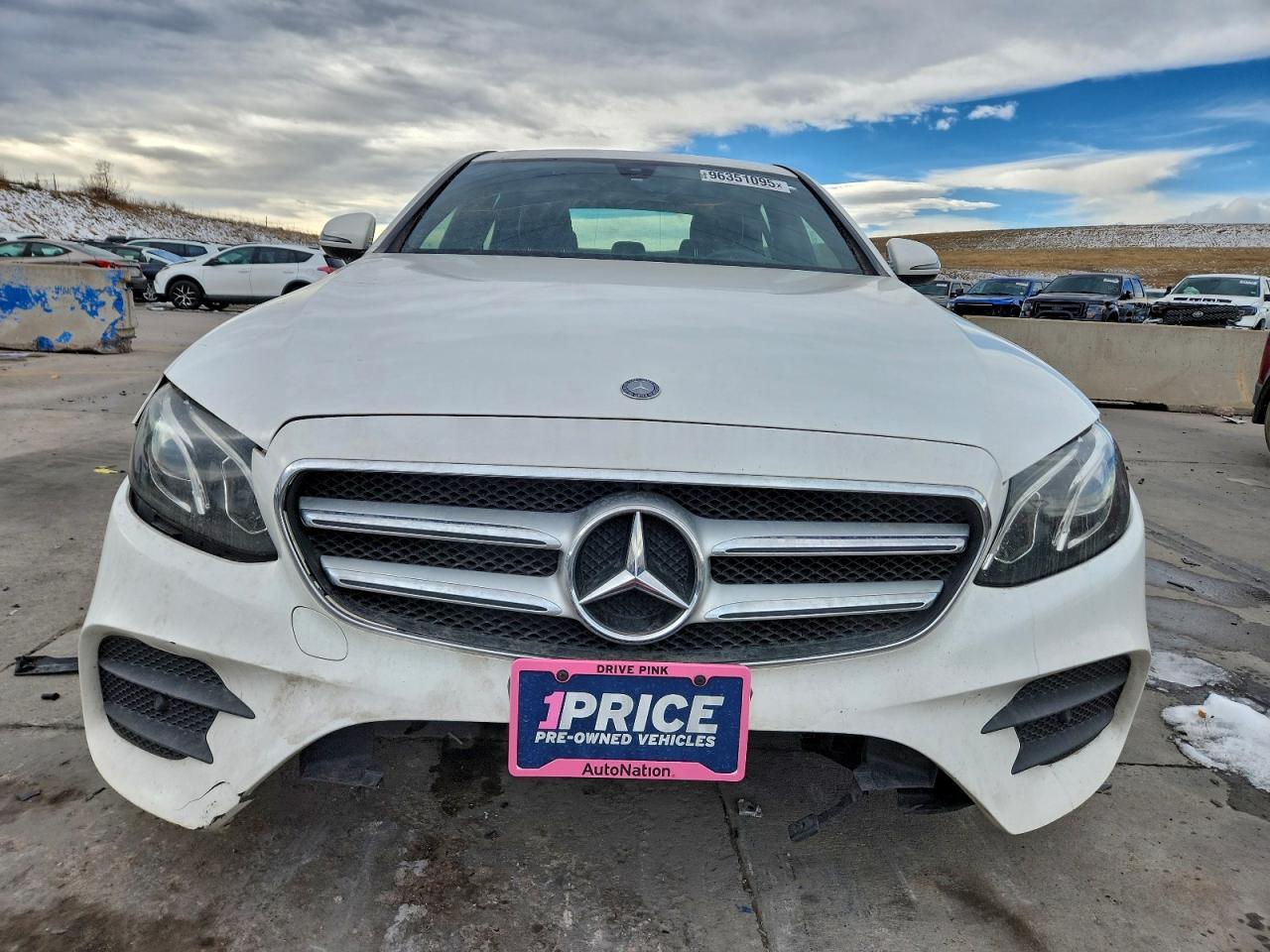 2017 MERCEDES-BENZ E 300 4MATIC photo 9