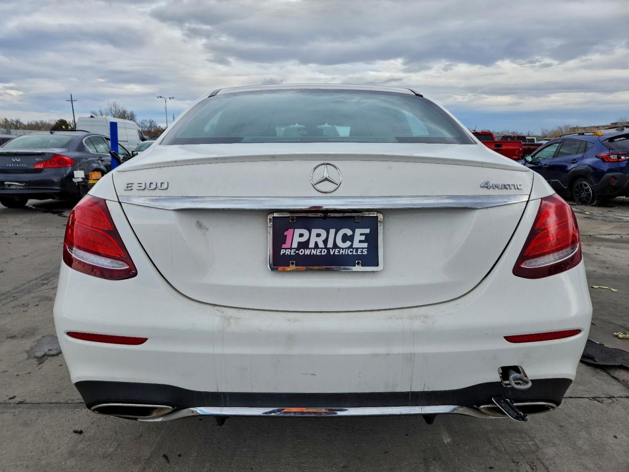 2017 MERCEDES-BENZ E 300 4MATIC photo 11