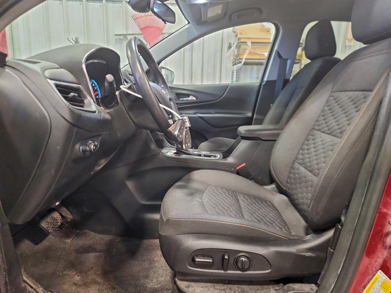 2020 CHEVROLET EQUINOX LT photo 19