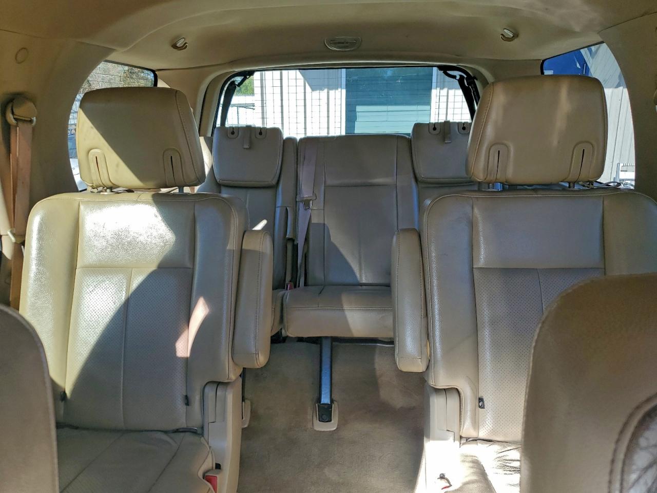 2011 FORD EXPEDITION XLT photo 10