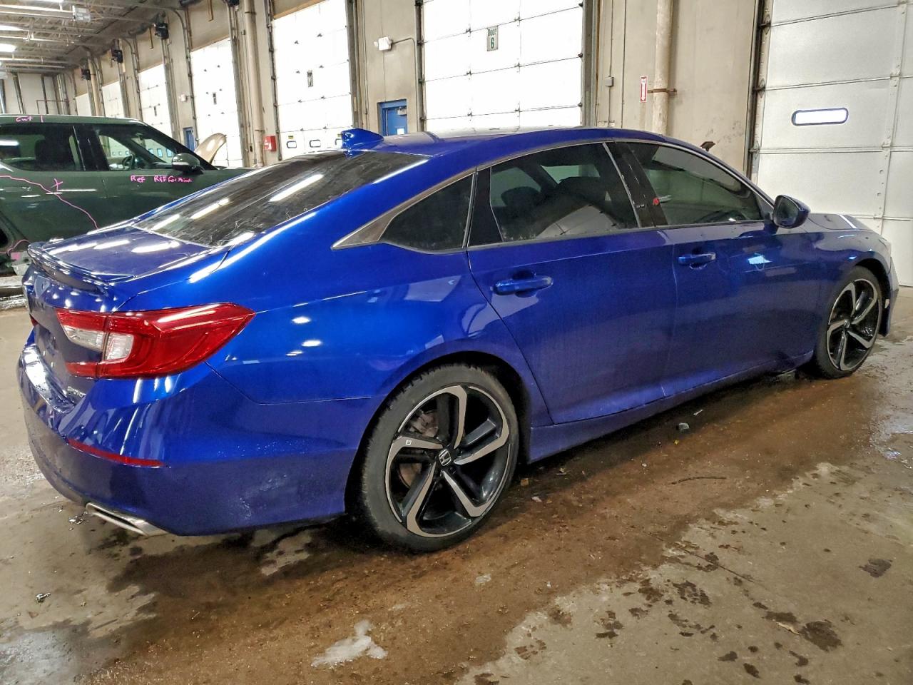 2018 HONDA ACCORD SPORT photo 3
