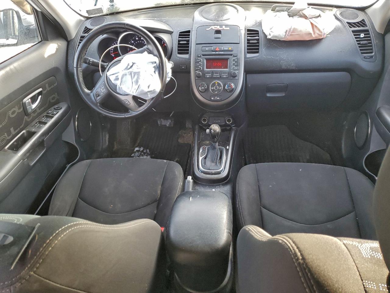 2013 KIA SOUL + photo 8