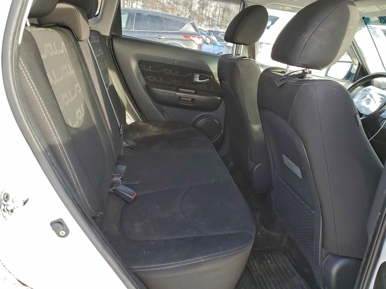 2013 KIA SOUL + photo 11