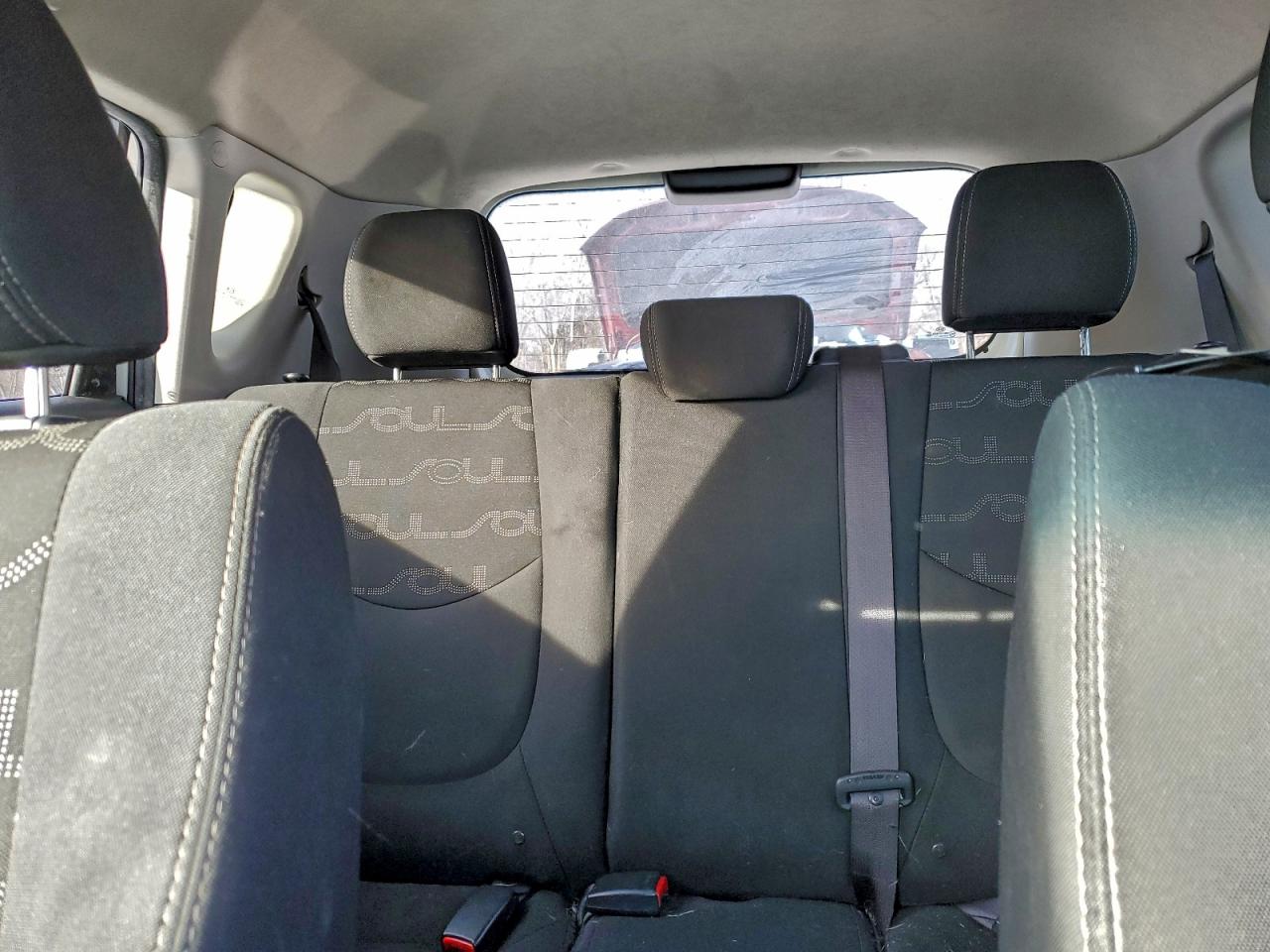 2013 KIA SOUL + photo 10