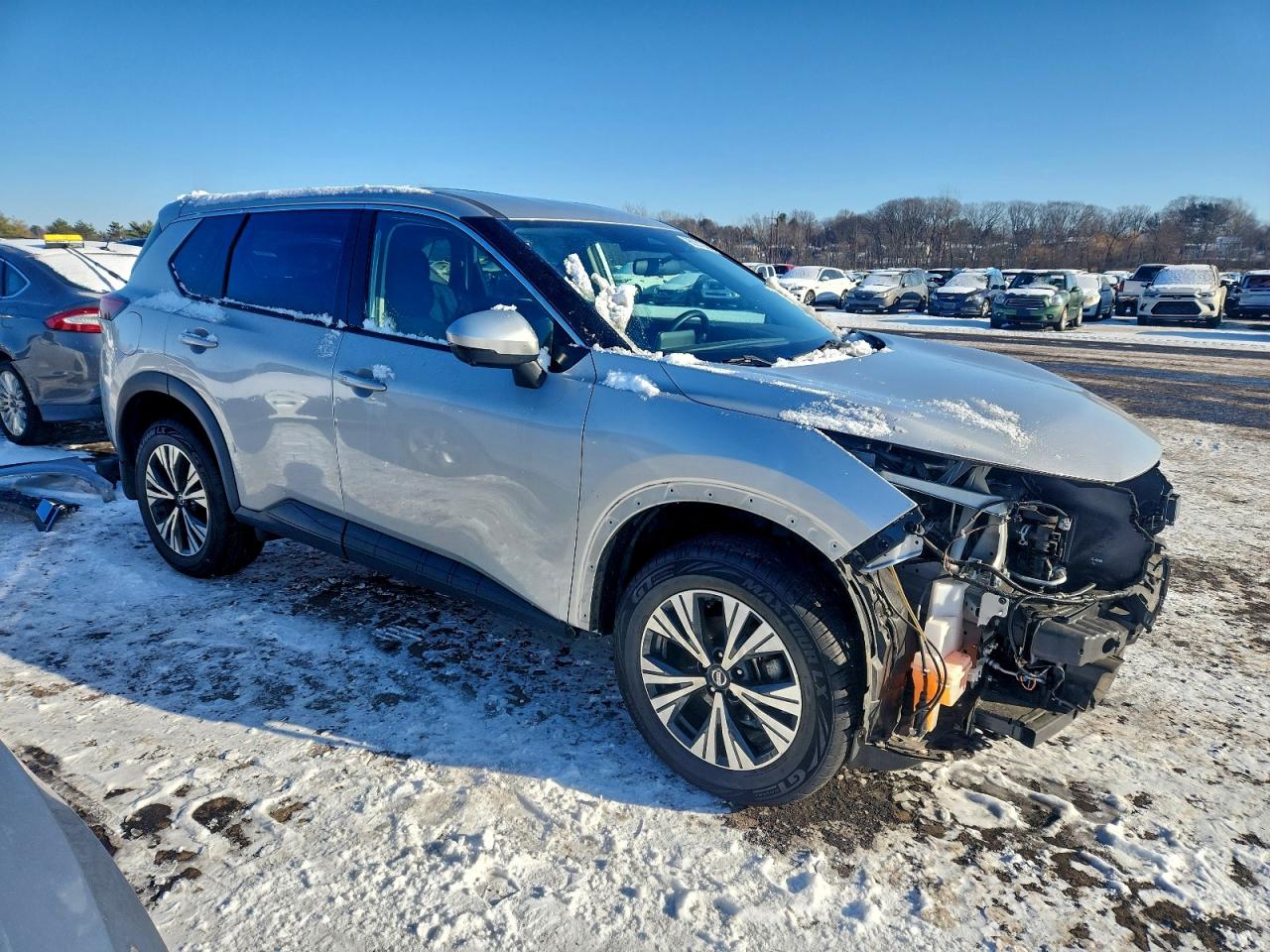 2021 NISSAN ROGUE SV photo 4