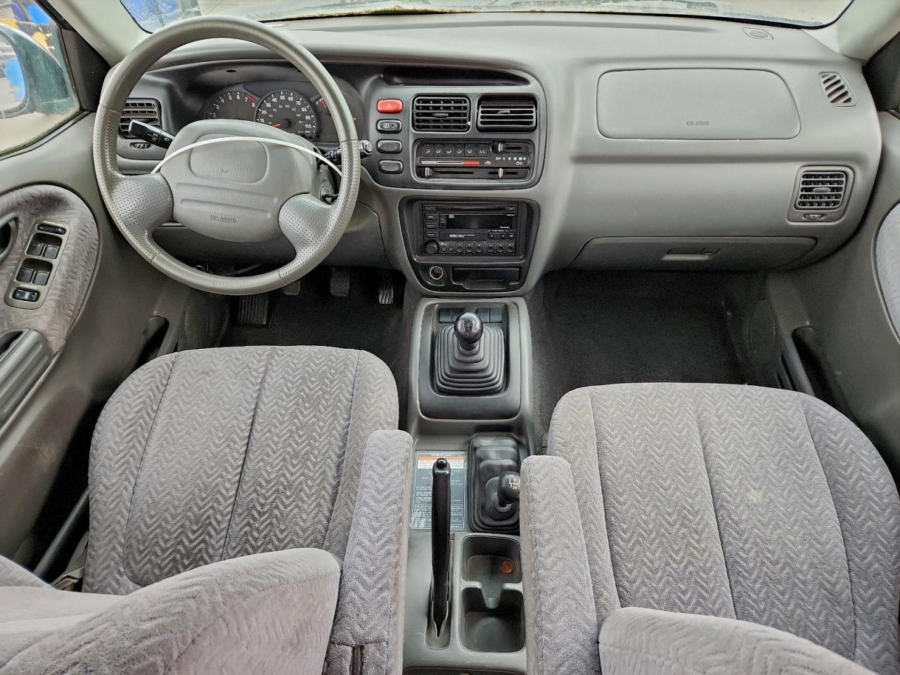 2001 SUZUKI GRAND VITARA JX photo 8