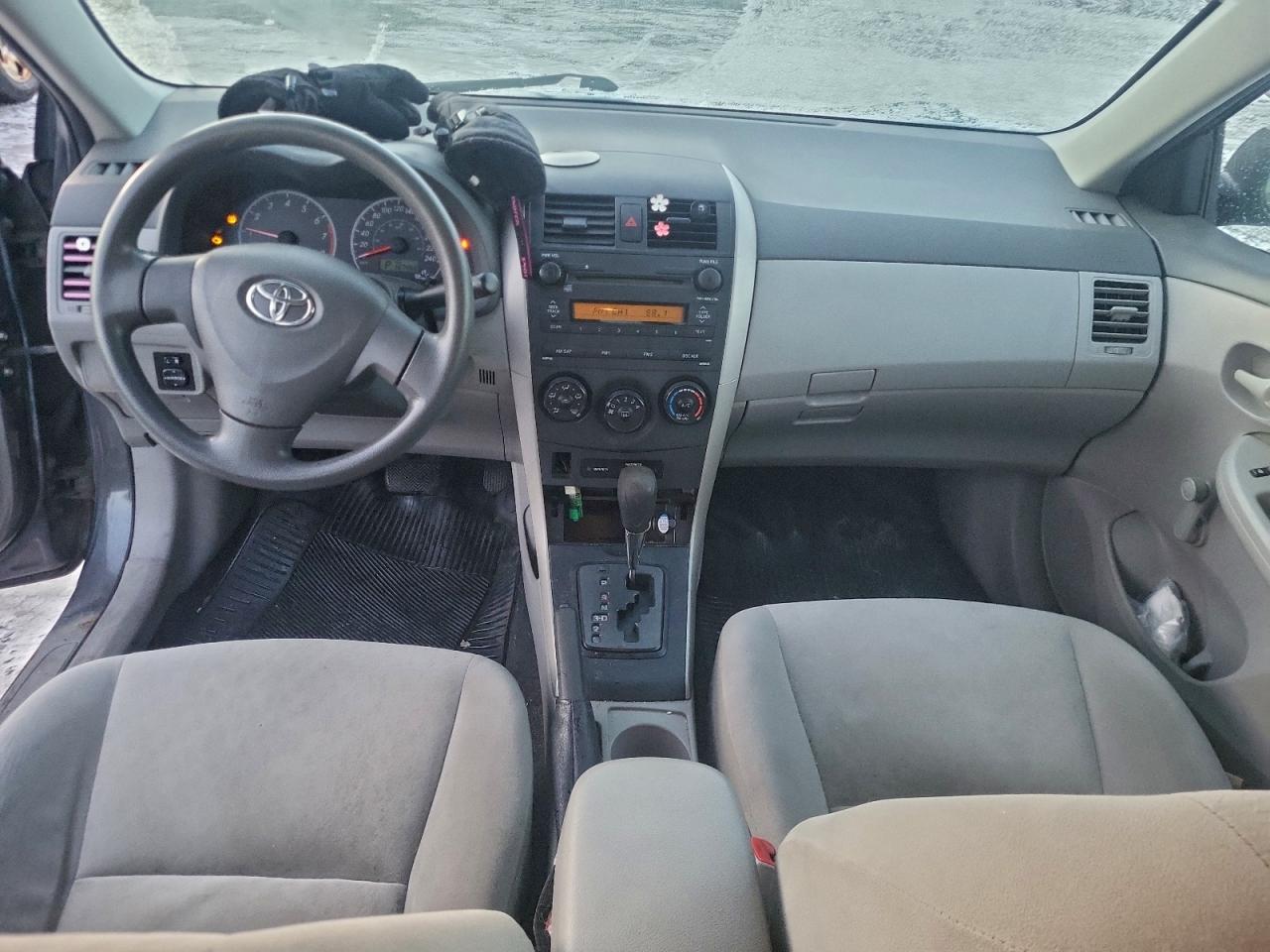 2009 TOYOTA COROLLA BASE photo 8