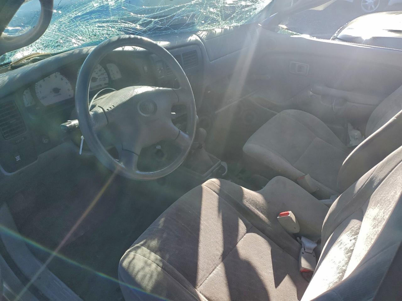2004 TOYOTA TACOMA XTRACAB photo 8