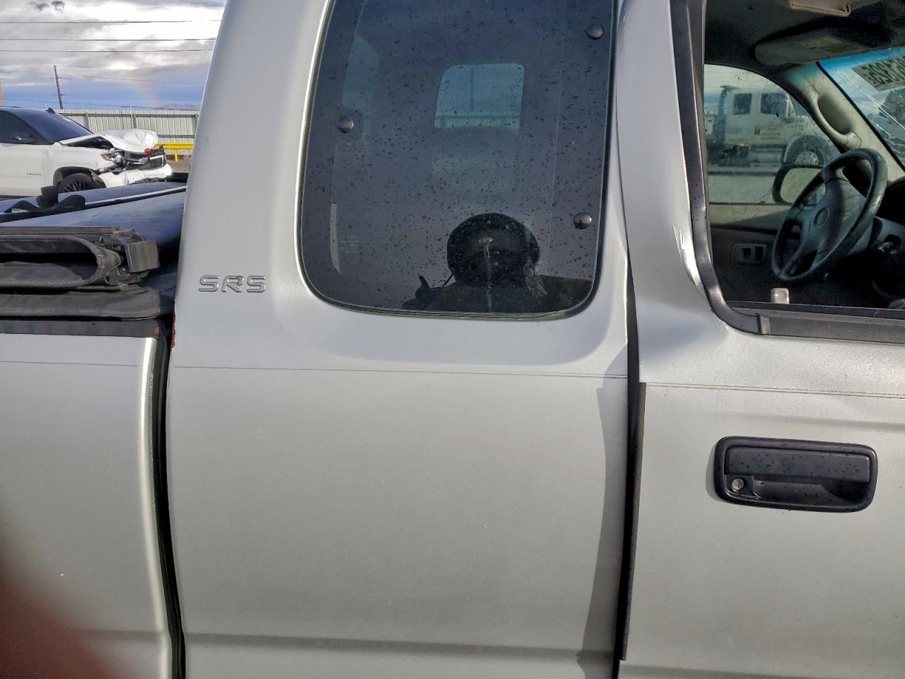 2004 TOYOTA TACOMA XTRACAB photo 10