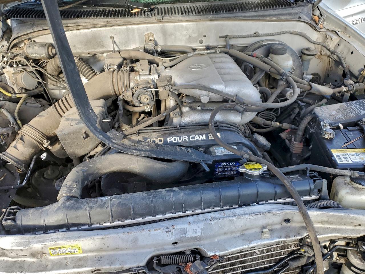 2004 TOYOTA TACOMA XTRACAB photo 11