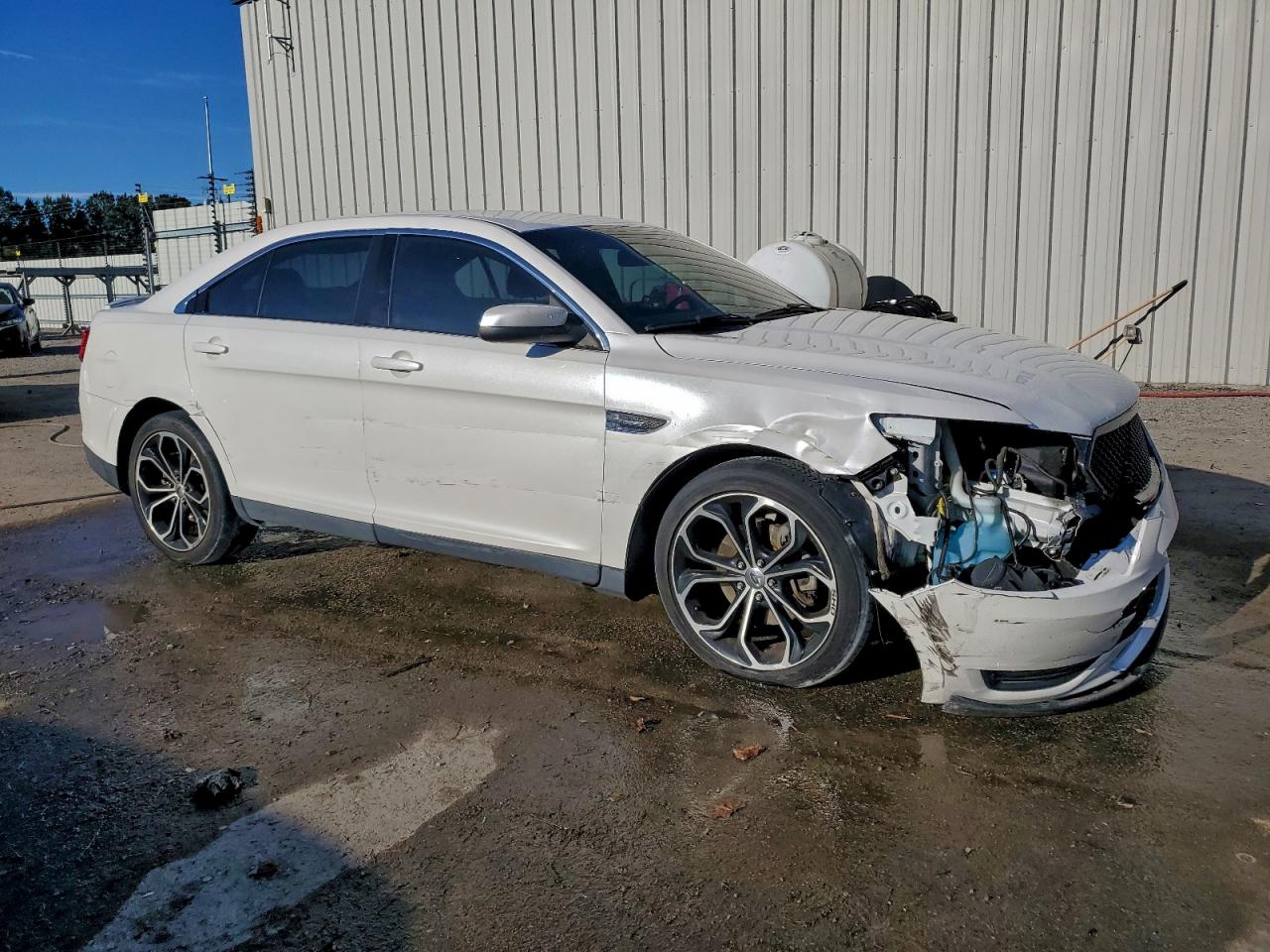 2014 FORD TAURUS SEL photo 4