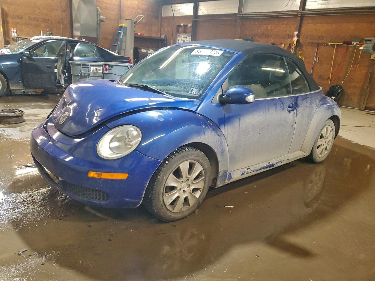 2008 VOLKSWAGEN NEW BEETLE