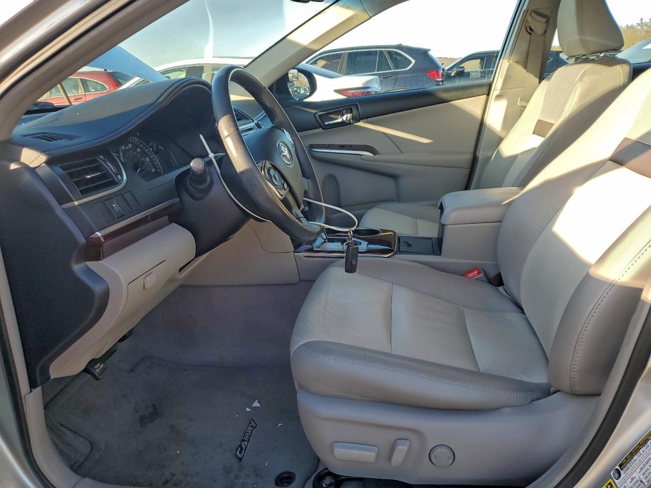 2012 TOYOTA CAMRY BASE photo 7
