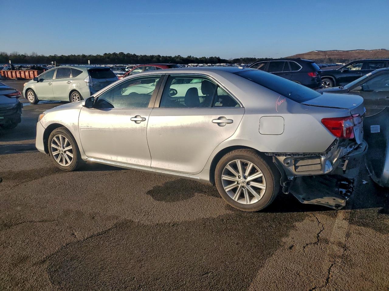 2012 TOYOTA CAMRY BASE photo 2