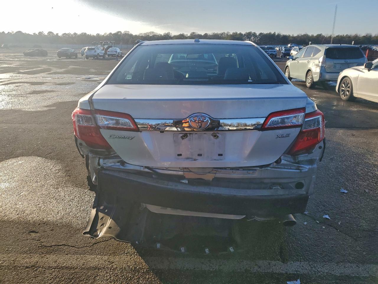 2012 TOYOTA CAMRY BASE photo 6