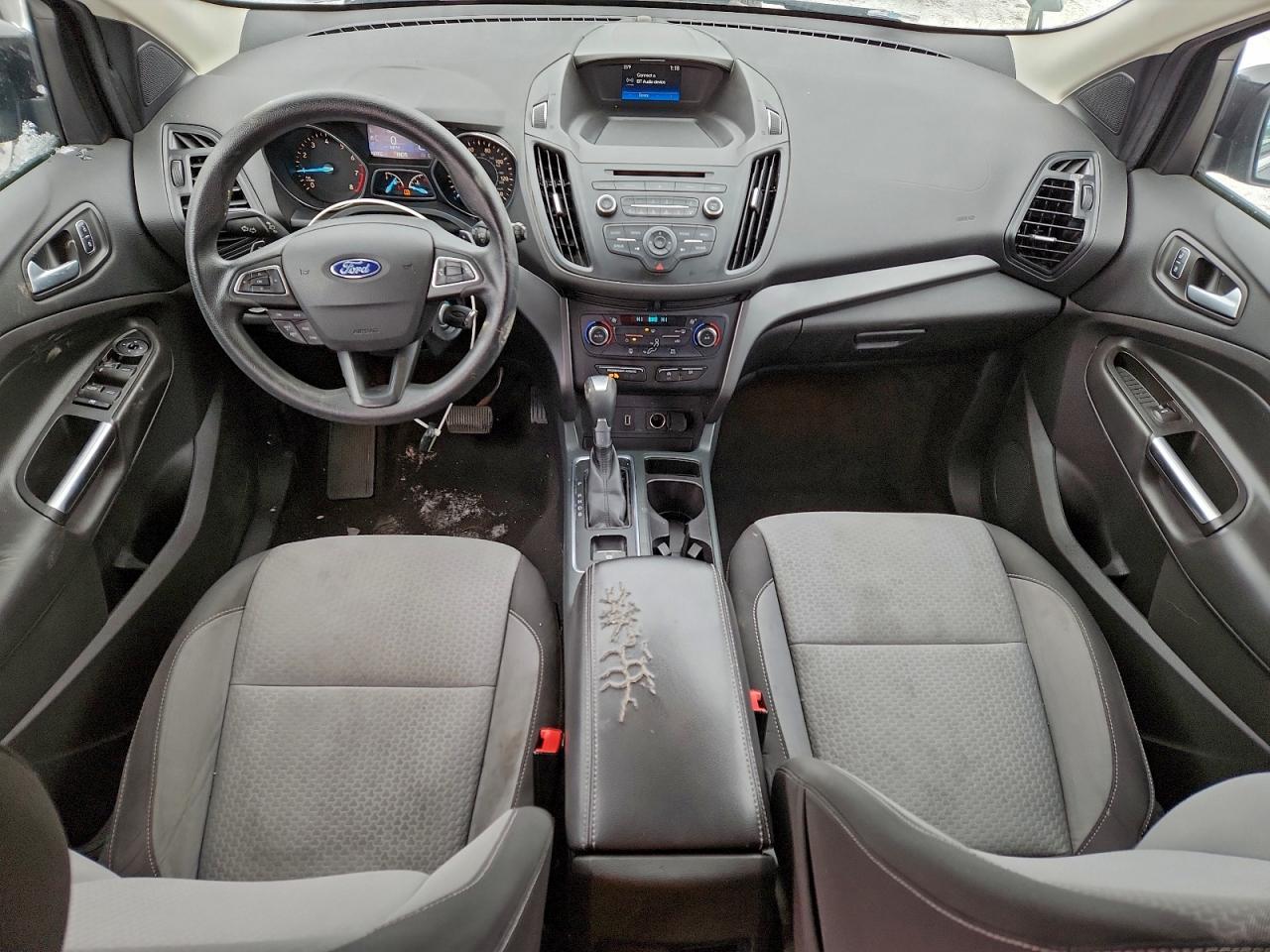 2017 FORD ESCAPE SE photo 8