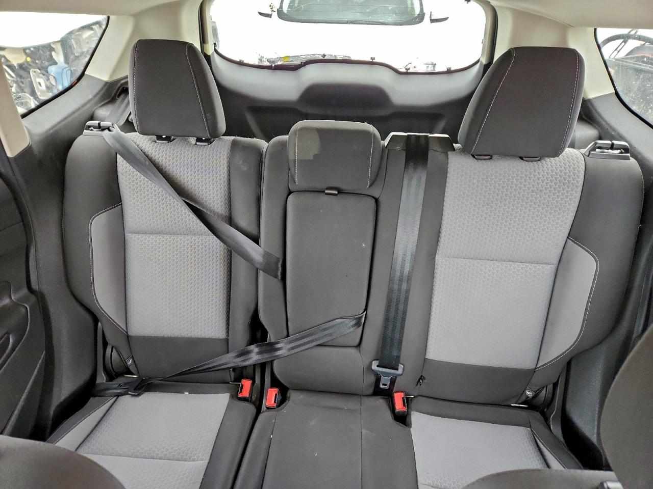2017 FORD ESCAPE SE photo 10