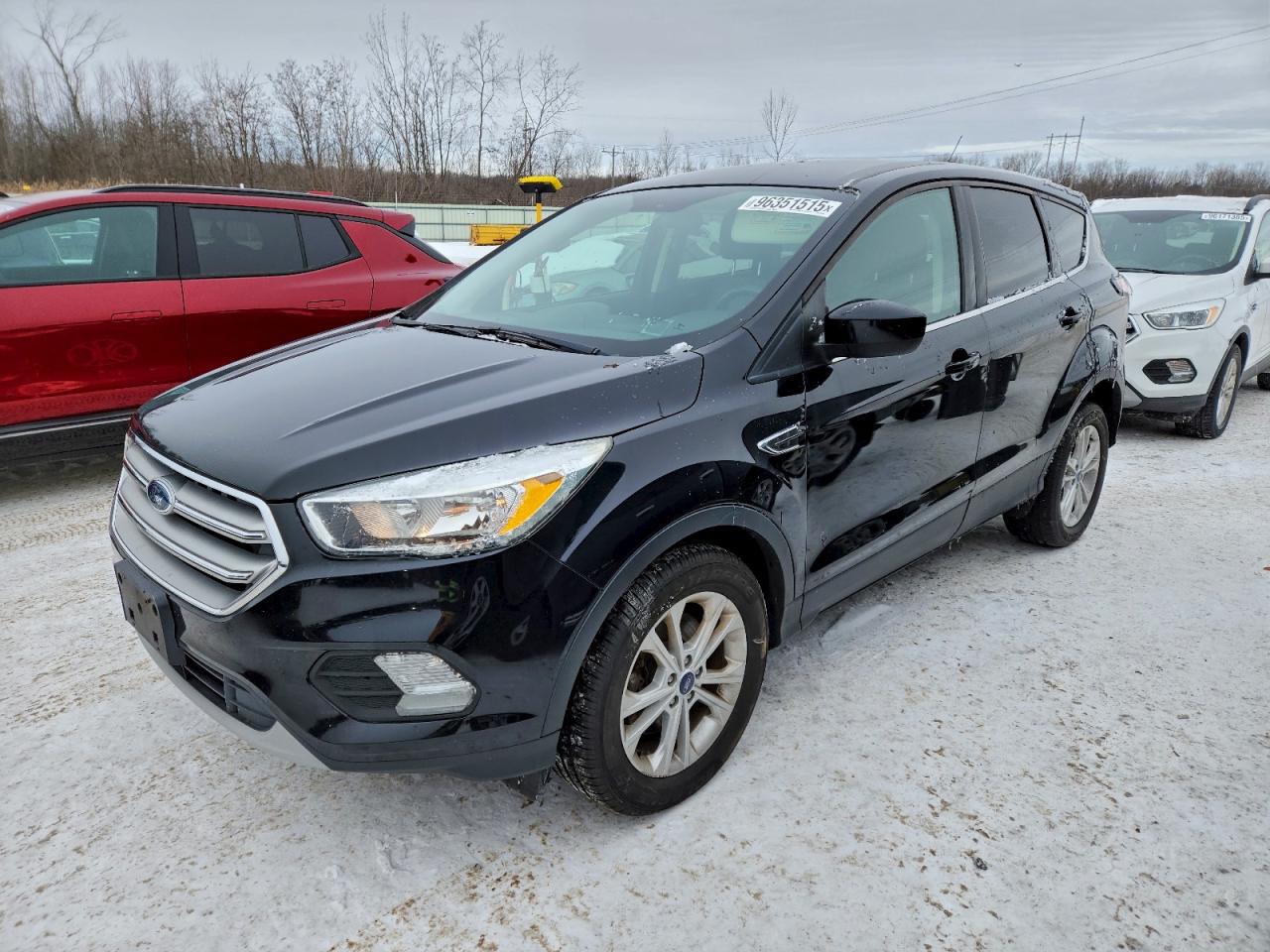 2017 FORD ESCAPE SE — MINOR DENT/SCRATCHES damage — photo 1