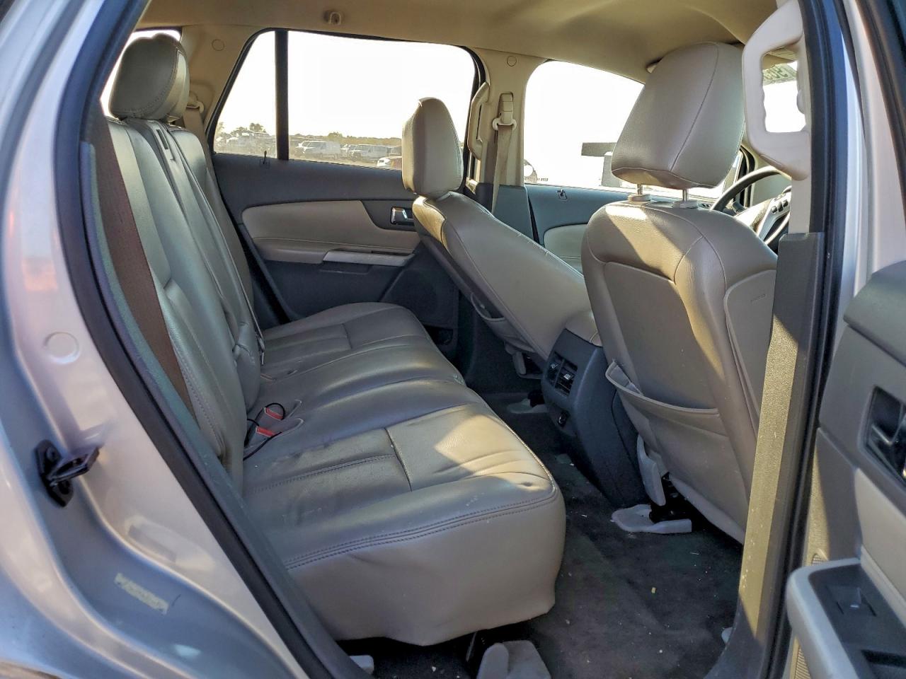 2012 FORD EDGE SE photo 28