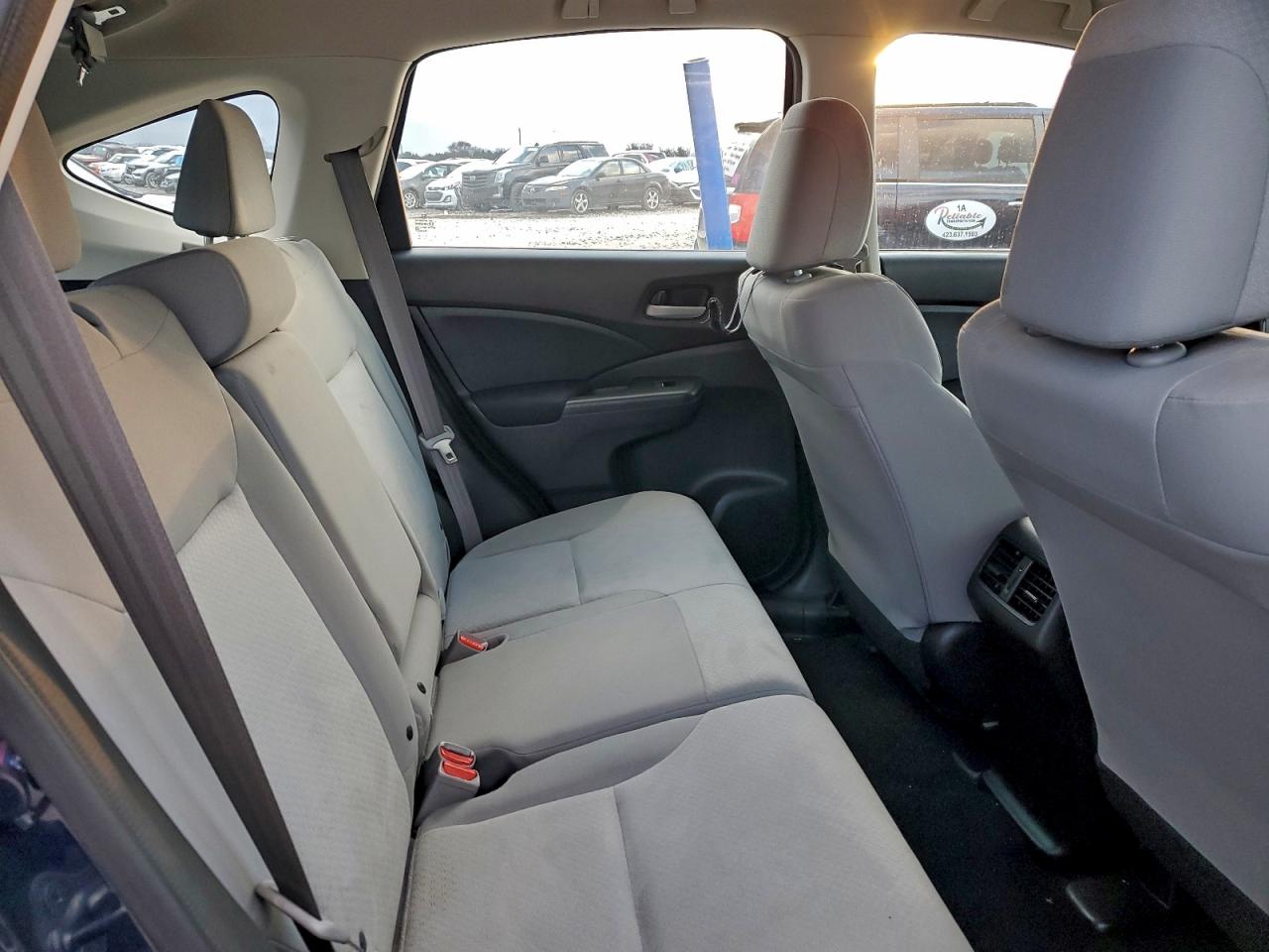 2015 HONDA CR-V LX photo 21