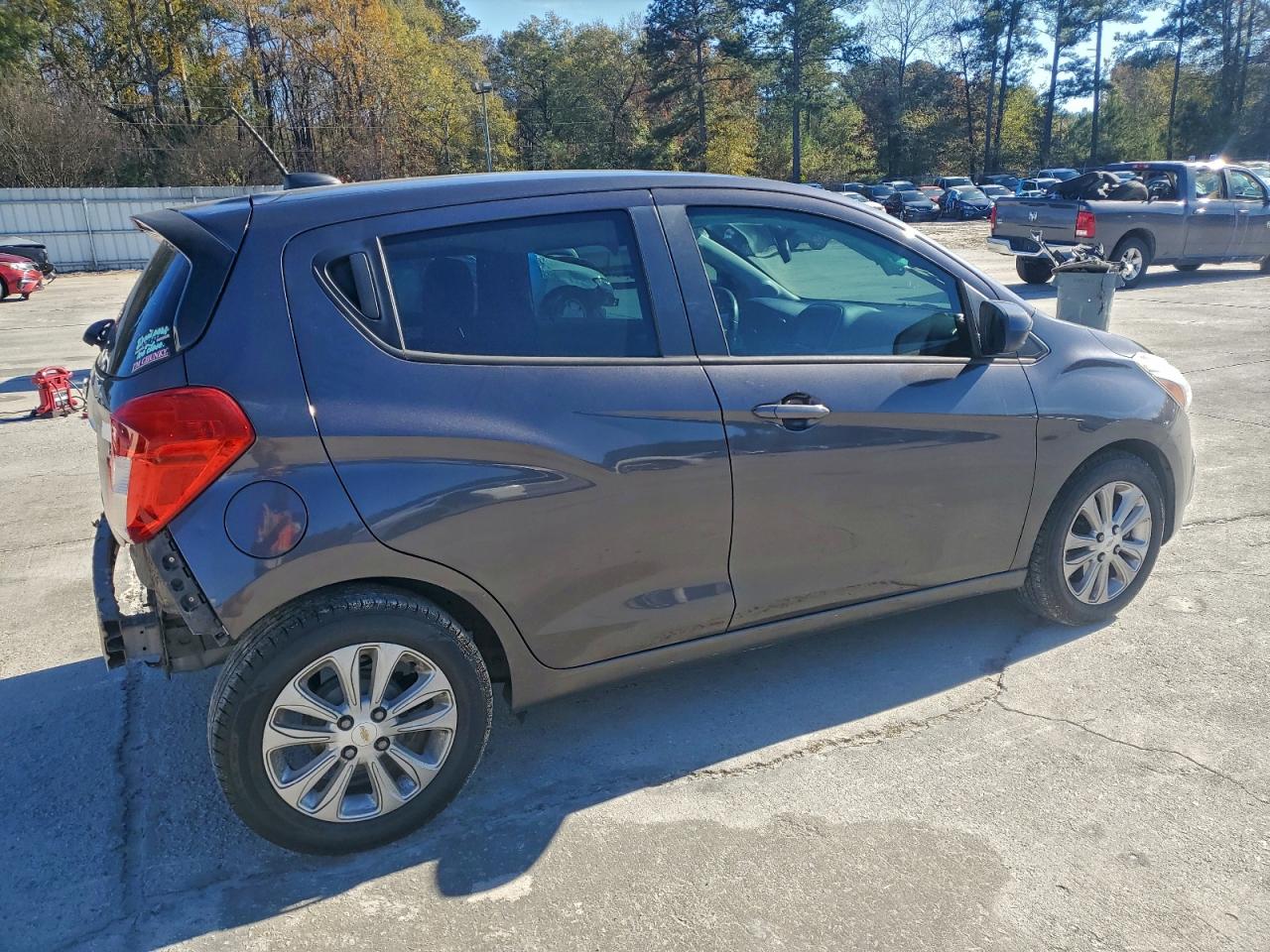 2016 CHEVROLET SPARK 1LT photo 3