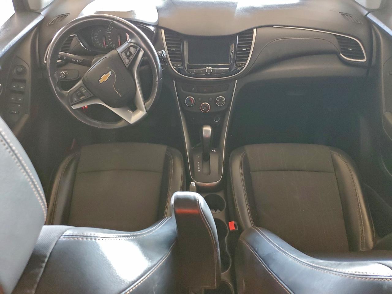 2019 CHEVROLET TRAX 1LT photo 8