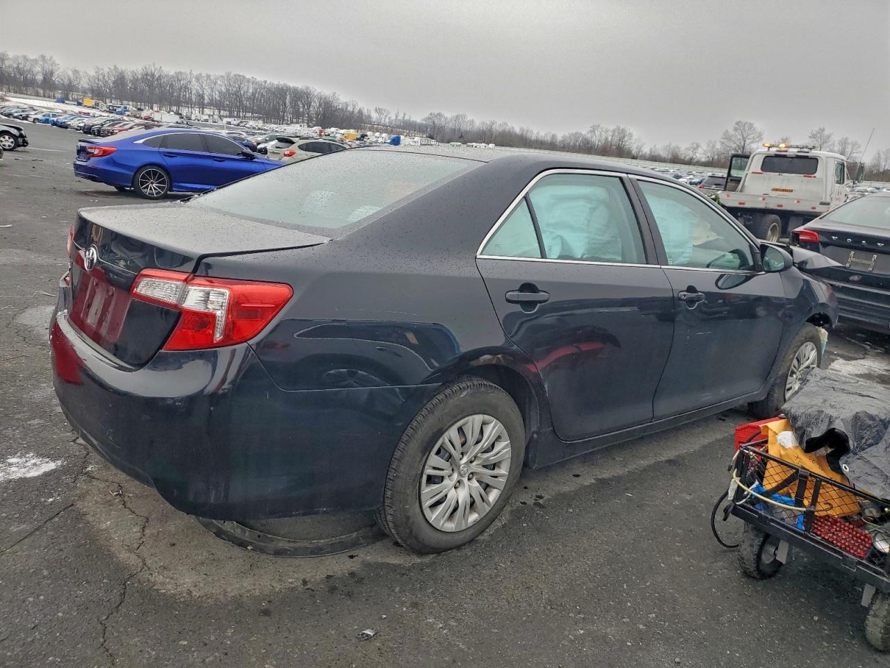 2012 TOYOTA CAMRY BASE photo 3