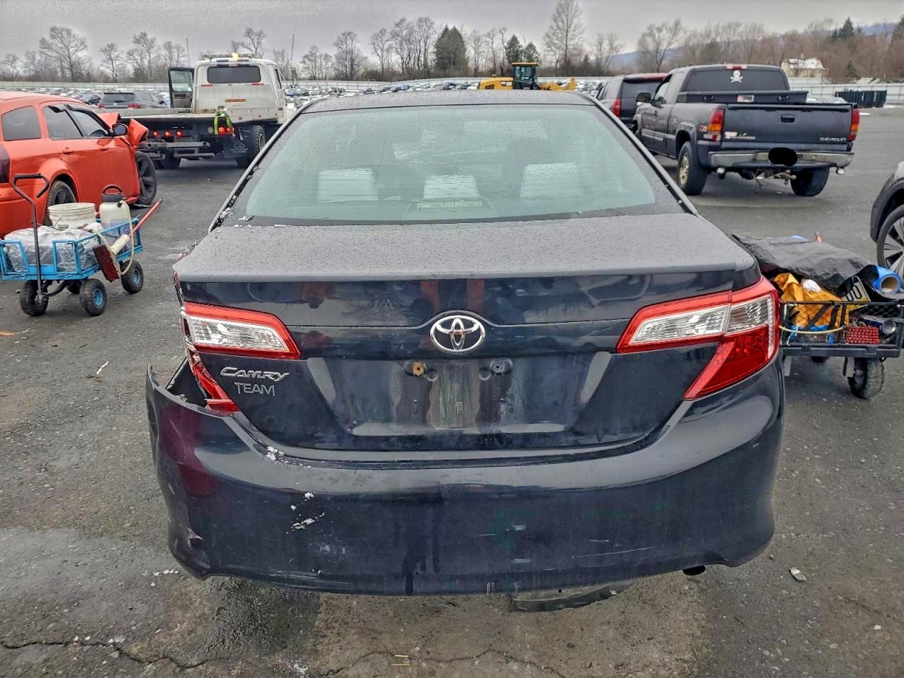 2012 TOYOTA CAMRY BASE photo 6