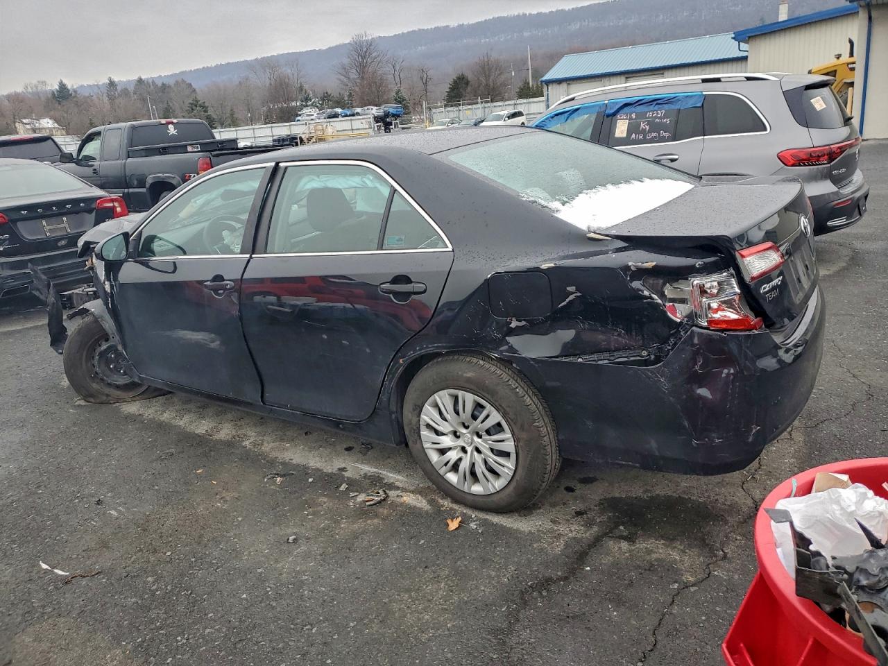 2012 TOYOTA CAMRY BASE photo 2
