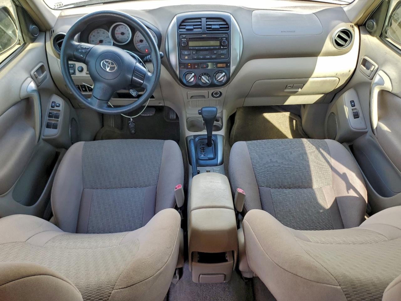 2004 TOYOTA RAV4 photo 8