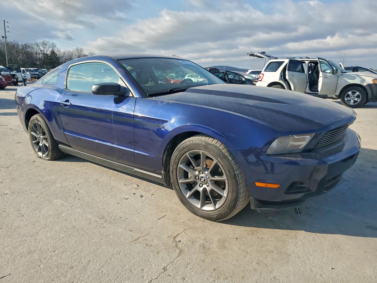 2012 FORD MUSTANG photo 4