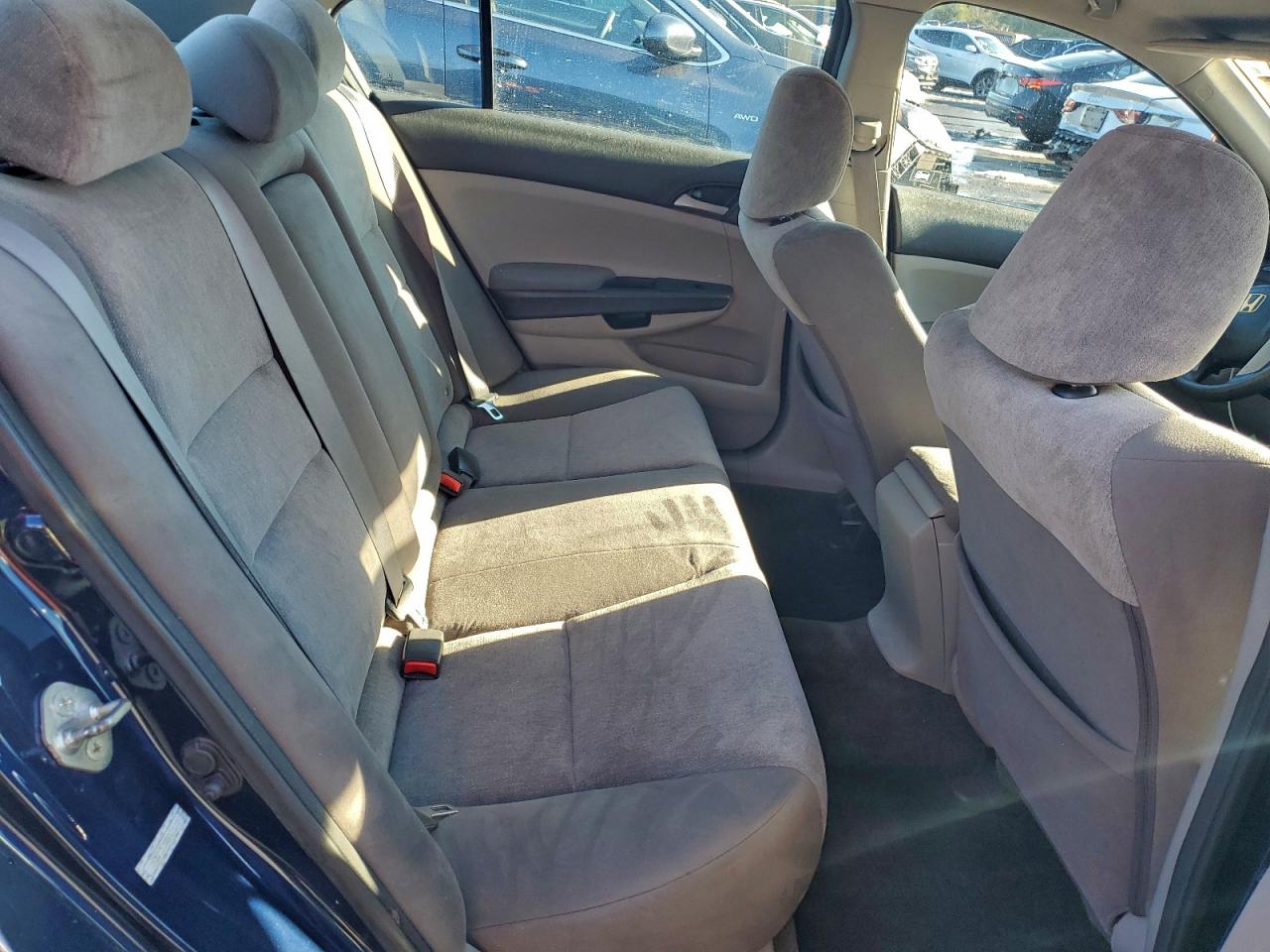 2010 HONDA ACCORD LX photo 10