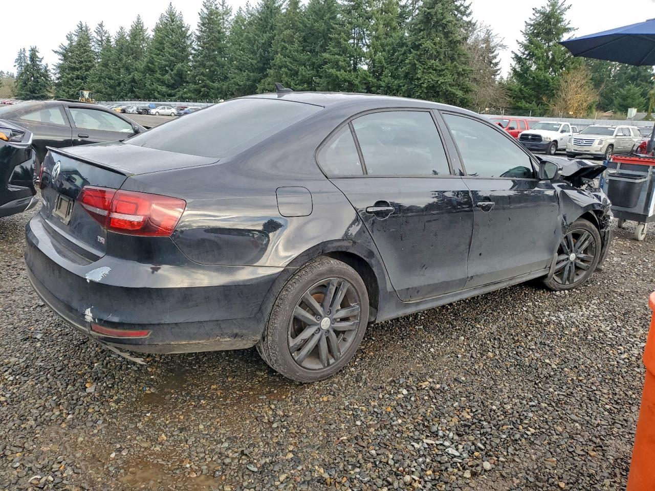 2018 VOLKSWAGEN JETTA SPORT photo 3