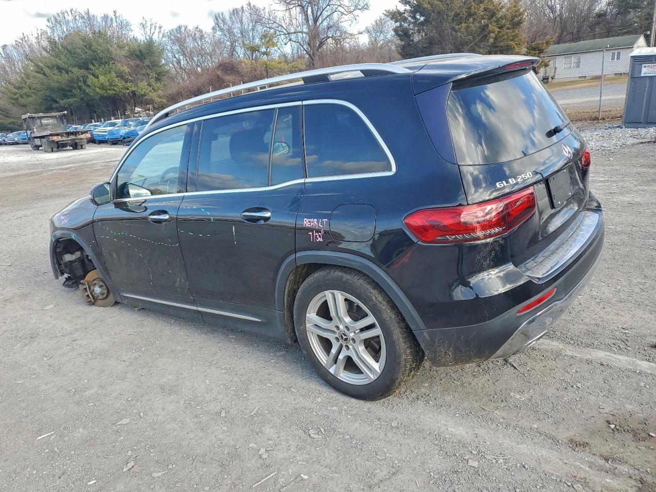 2021 MERCEDES-BENZ GLB 250 4MATIC photo 2
