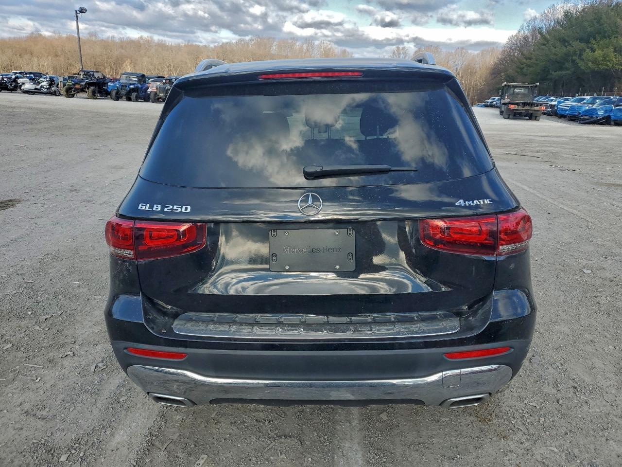 2021 MERCEDES-BENZ GLB 250 4MATIC photo 6