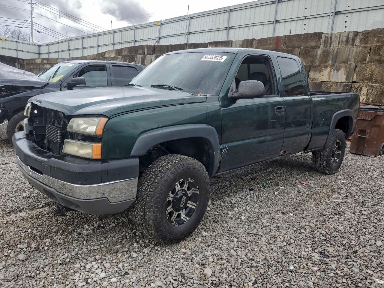2004 CHEVROLET SILVERADO