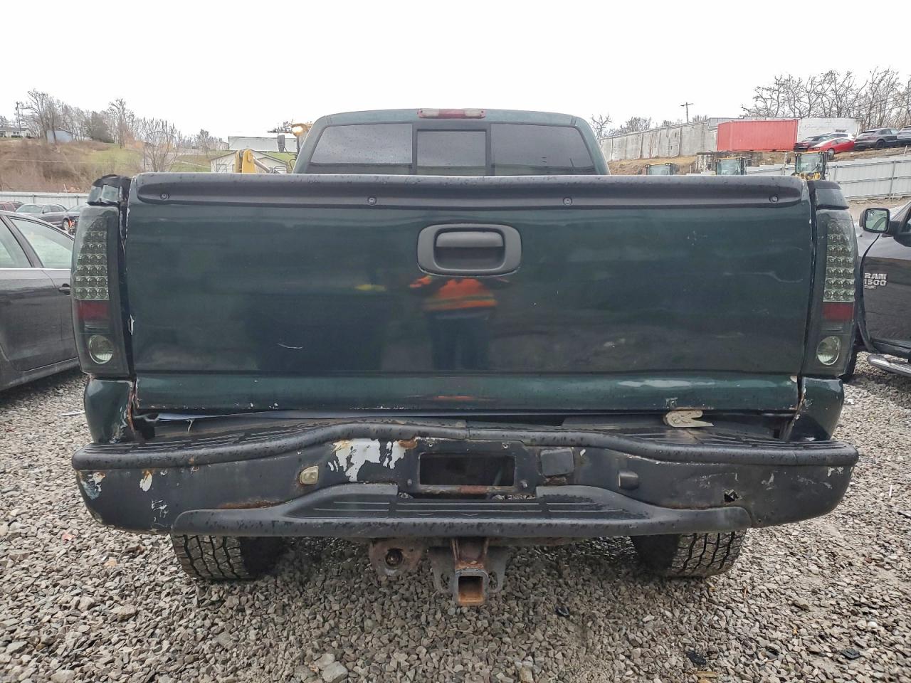 2004 CHEVROLET SILVERADO K2500 HEAVY DUTY photo 6