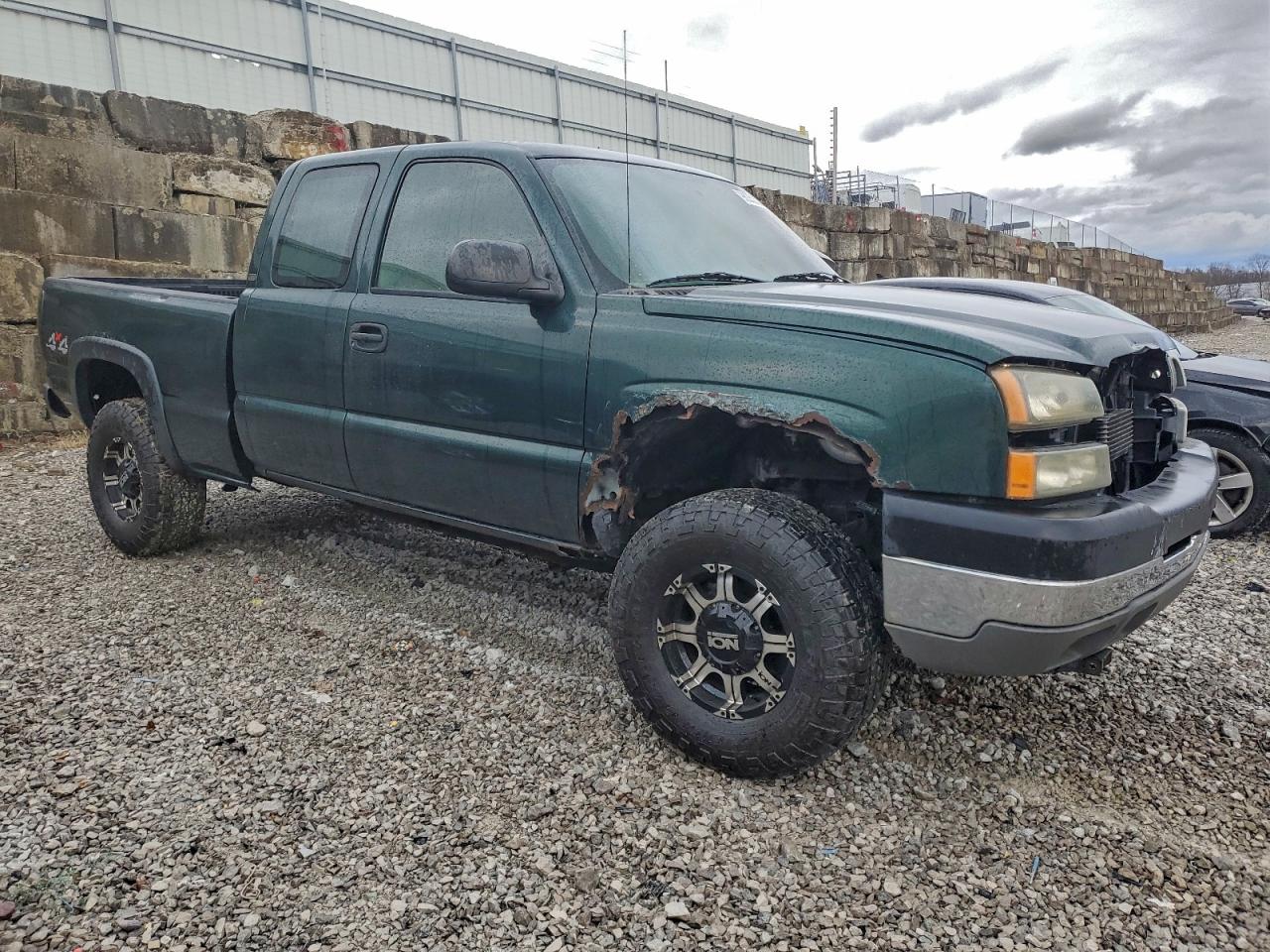 2004 CHEVROLET SILVERADO K2500 HEAVY DUTY photo 4