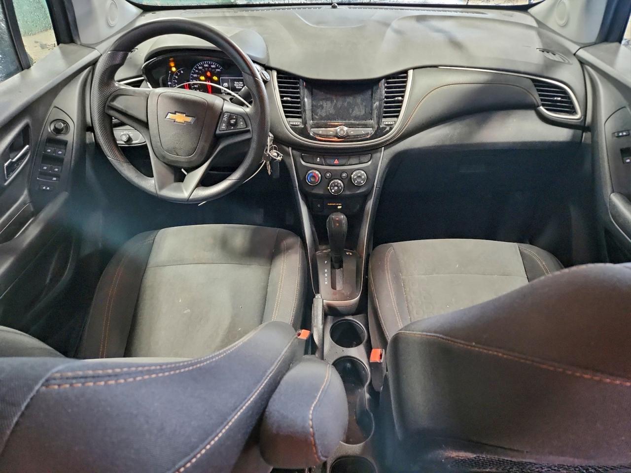 2018 CHEVROLET TRAX LS photo 8