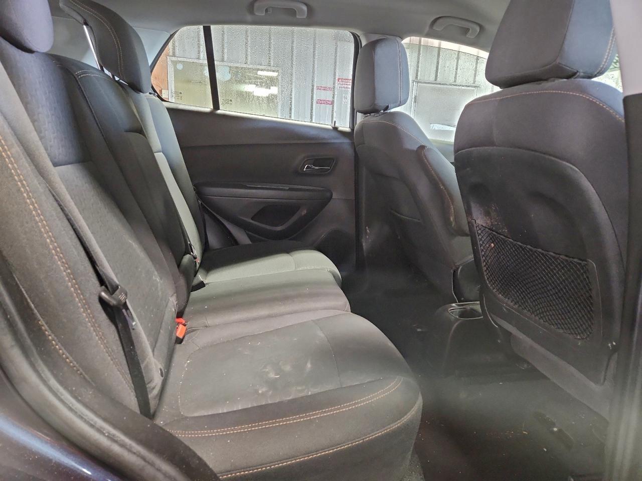 2018 CHEVROLET TRAX LS photo 11