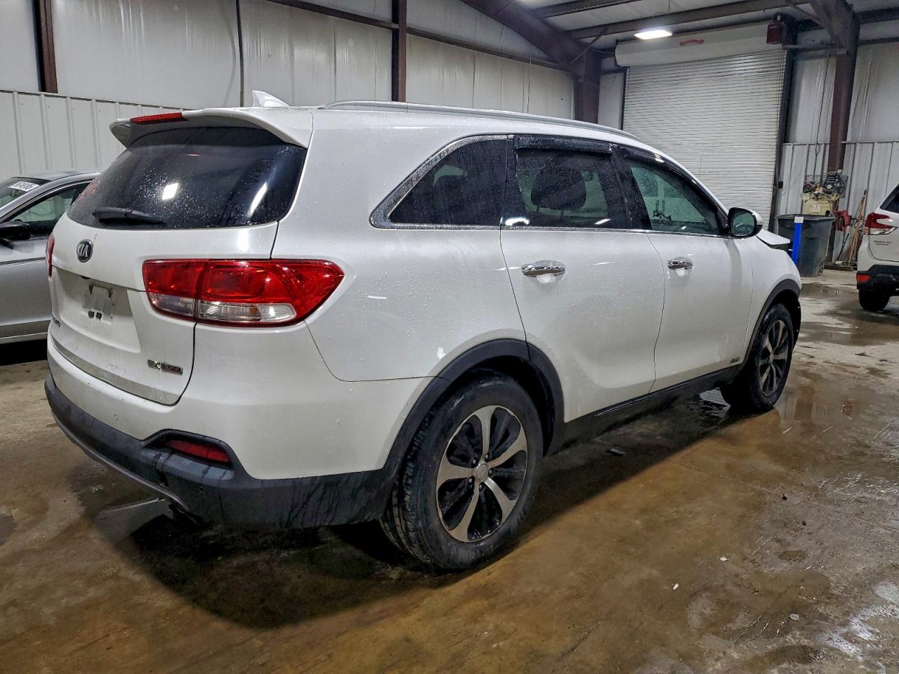 2016 KIA SORENTO EX photo 3