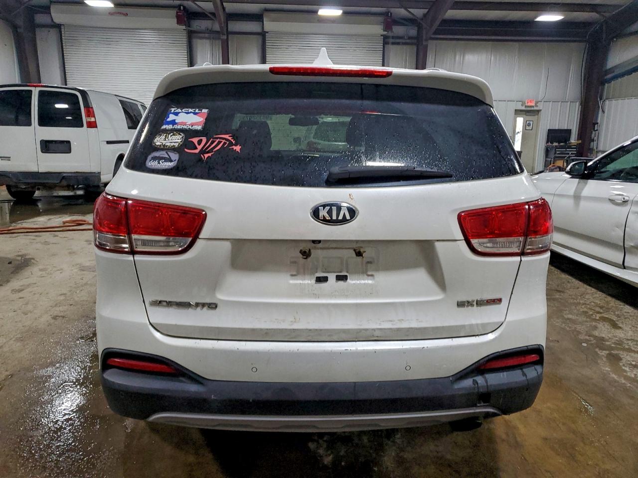 2016 KIA SORENTO EX photo 6