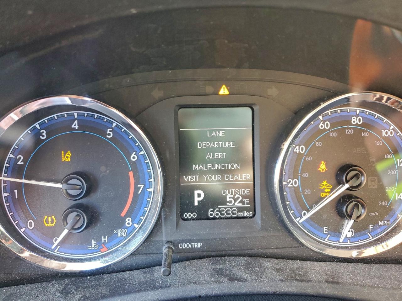 2017 TOYOTA COROLLA L photo 9